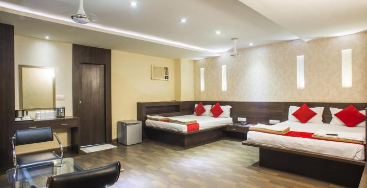 Shelter Hotel Лакнау Екстериор снимка