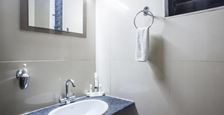 Shelter Hotel Лакнау Екстериор снимка