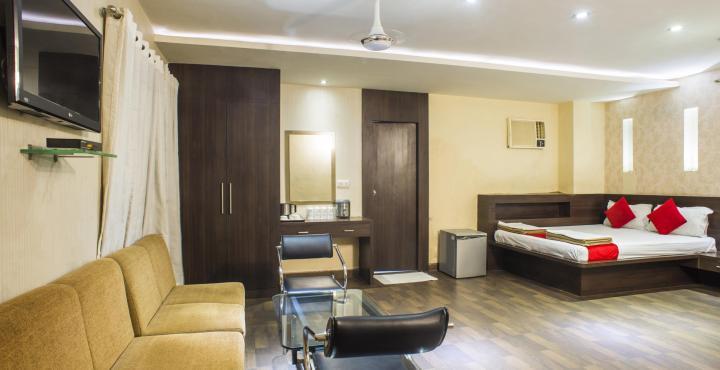 Shelter Hotel Лакнау Екстериор снимка